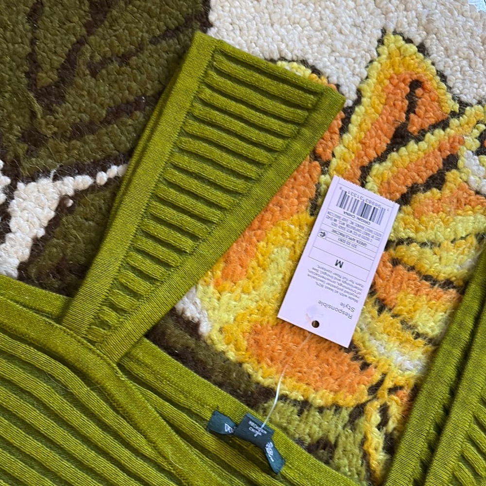 Wild Fable Green Ribbed Crop Top - Picture 5 of 5